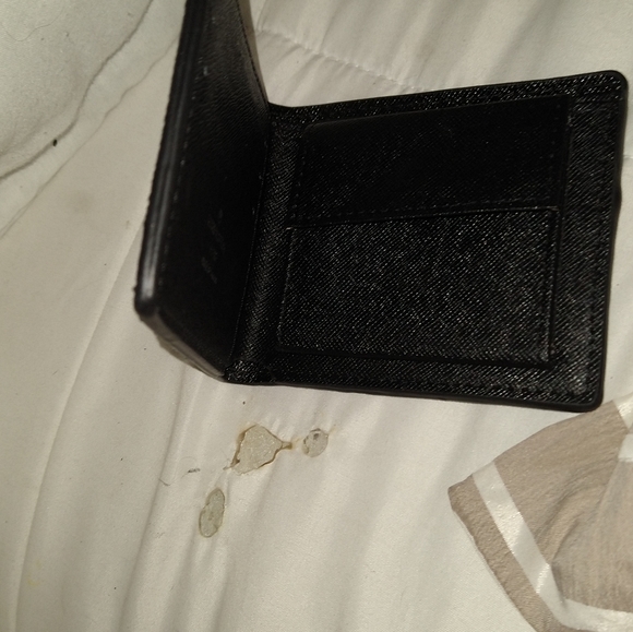 louis Vuitton Amerigo wallet. - Picture 4 of 5